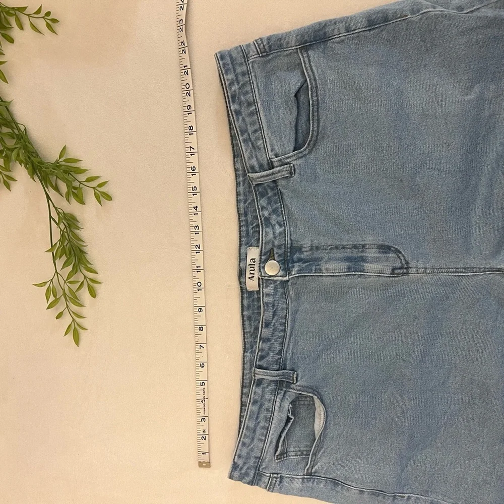 ARULA | Denim Shorts